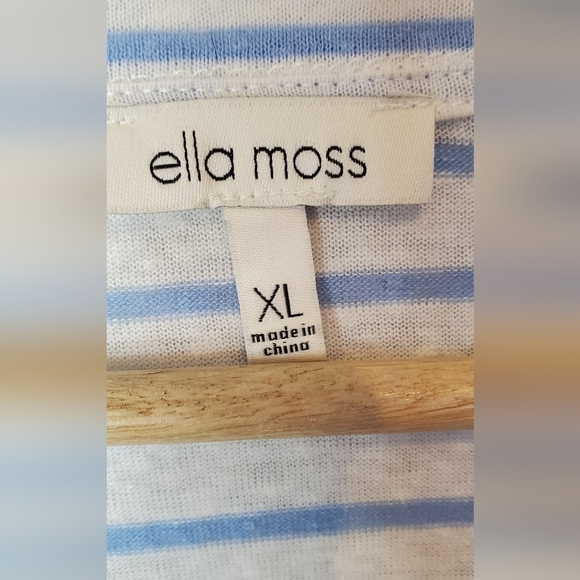 💚5/$25 Ella Moss Blue & White Gemma Striped Tee V-Neck Top Size XL - Picture 6 of 6